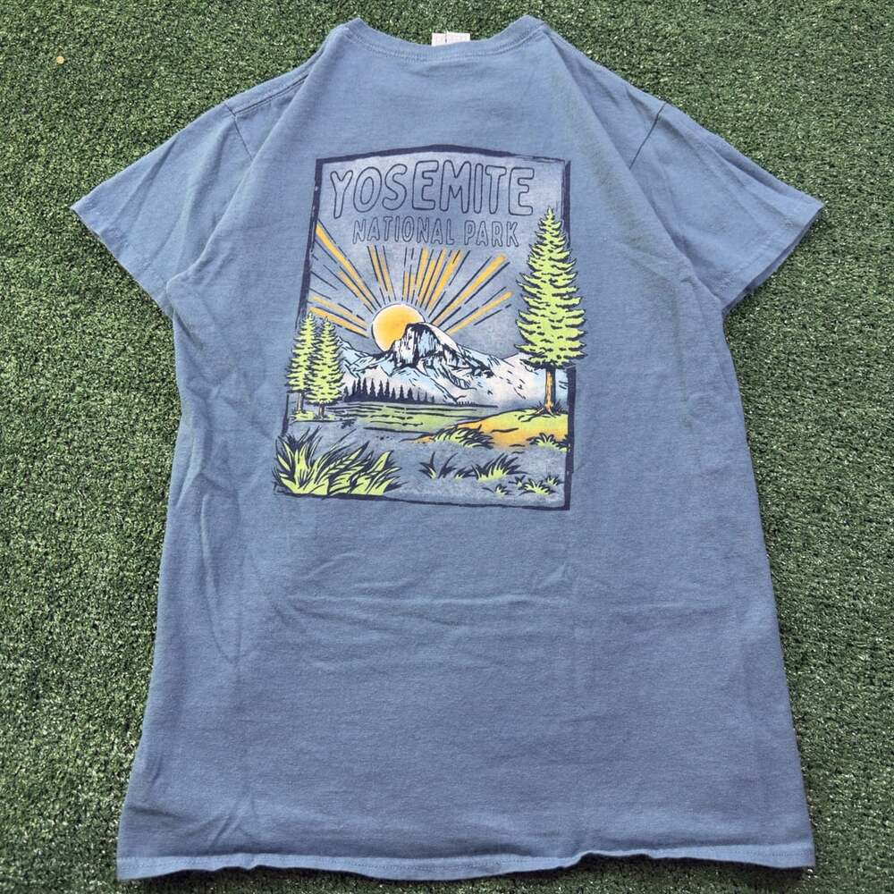 Yosemite National Park Graphic T-Shirt Blue